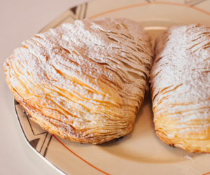 Donde comer sfogliatelle en Lomas de Zamora sfogliatella en Lomas de Zamora