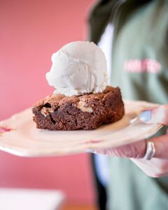 Brownie con helado en Lomas de Zamora